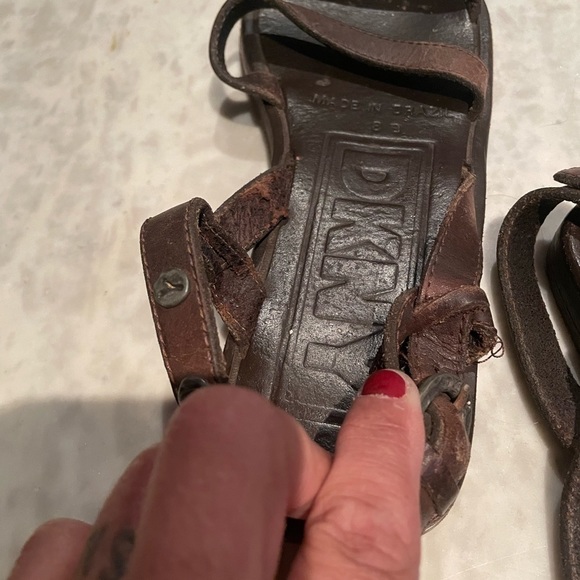 Dkny sandals - Picture 14 of 14